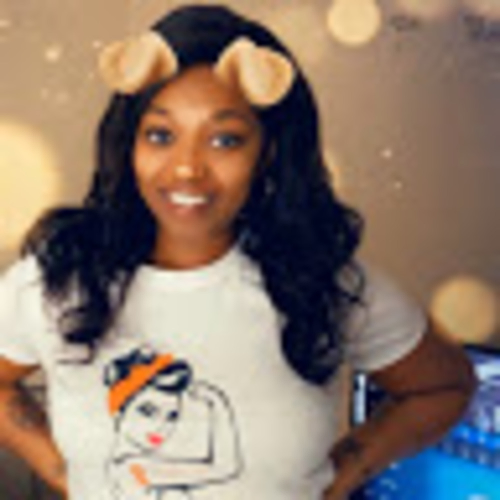 Meet your Posher, Akea